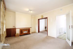 Lounge- click for photo gallery